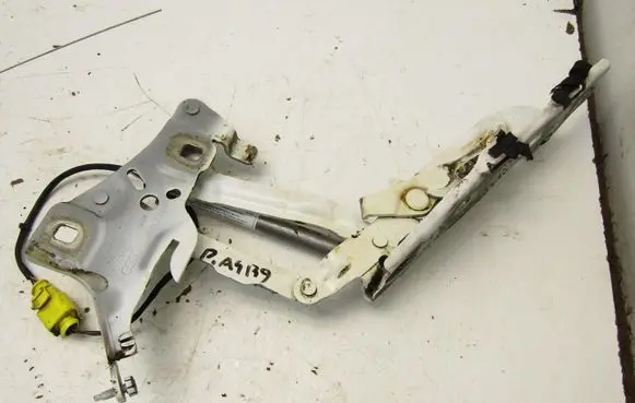 Audi A4 S4 B9 Engine bonnet/hood hinges 8W0823302E