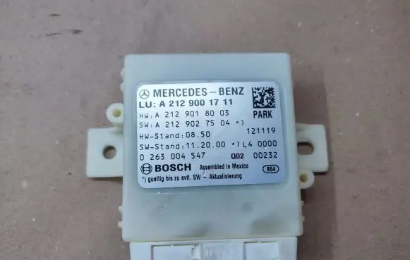 Mercedes-Benz E W212 Parking PDC control unit/module A2129001711