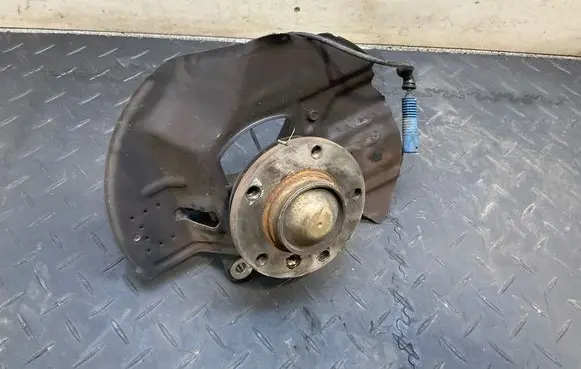 BMW Z4 E85 E86 Front wheel hub 