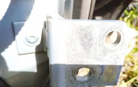 Peugeot 607 Rear door lower hinge