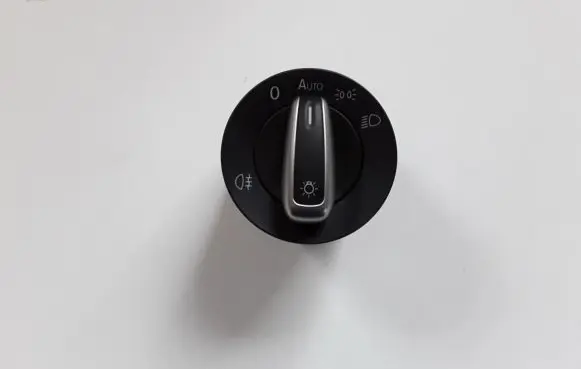 Volkswagen Touran II Light switch 3C8941431