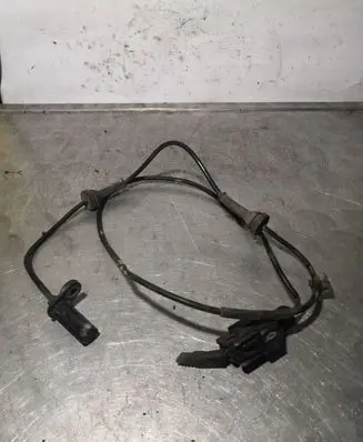 Volvo V70 ABS brake wheel speed sensor 9467580