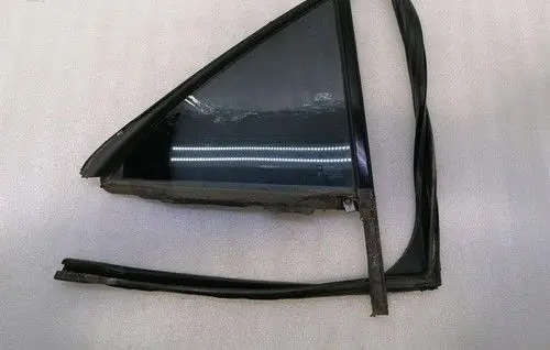 Cadillac STS Rear door window glass 25779160