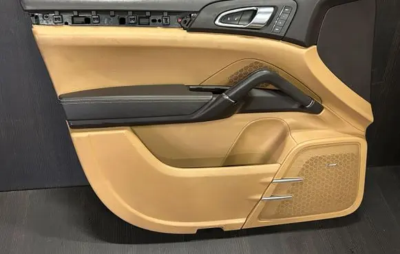 Porsche Cayenne (92A) Front door card panel trim 7P5867011 7P5867011D 7P5867011E