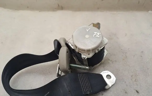 Toyota Corolla Verso AR10 Third row seat belt 735600F010C0