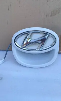 Hyundai i30 Tailgate trunk handle 