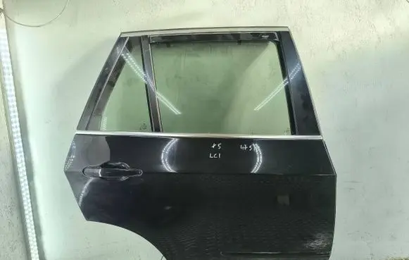 BMW X5 E70 Front door 41527261482