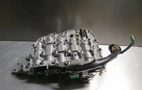 Nissan Murano Z51 Transmission gearbox valve body J17123 JF010