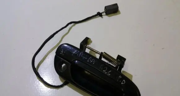 Mazda 626 Front door exterior handle