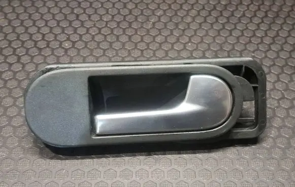 Volkswagen Golf Plus Rear door interior handle 5M0837198