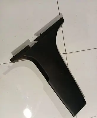Skoda Octavia Mk2 (1Z) (B) pillar trim (top)