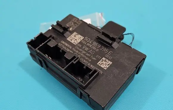 Skoda Superb B8 (3V) Central body control module 5Q4959395E IMPRK1436998