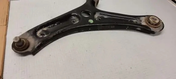 Ford Ecosport Front lower control arm/wishbone GN153051BA