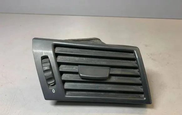 BMW X3 E83 Dashboard side air vent grill/cover trim 64223400076 3400076