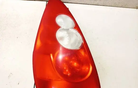 Mazda 5 Rear/tail lights c23551160