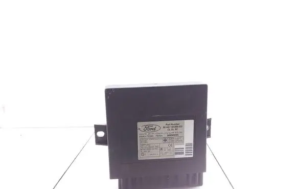 Ford Focus Comfort/convenience module 98AG15K600ED 5WK47220D