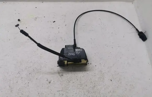 Renault Scenic II - Grand scenic II Front door lock