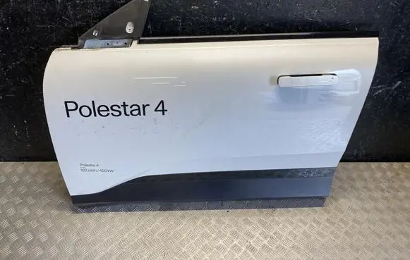 Polestar 4 Front door