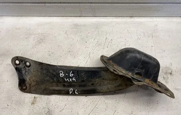 Volkswagen PASSAT B6 Rear upper control arm/wishbone 3C0505226