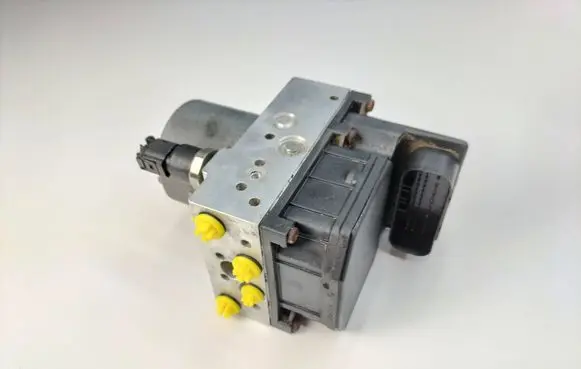 Land Rover Range Rover L322 ABS Pump 0265950056
