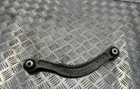 Rear control arm