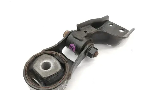 Toyota Yaris Gearbox mount