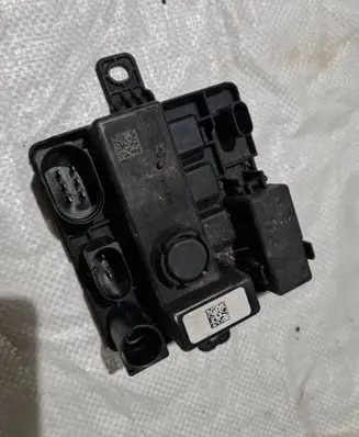 BMW 4 F32 F33 Current control relay 7633242