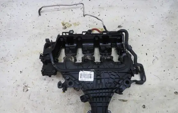 Ford Kuga II Intake manifold 1406741