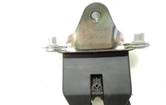 Skoda Octavia Mk2 (1Z) Tailgate/trunk/boot lock/catch/latch 1Z5827501E