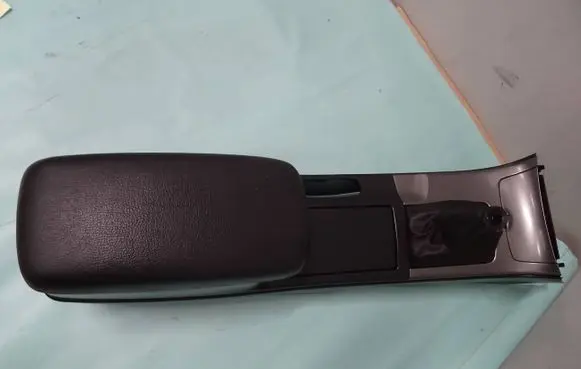 Mazda 6 Center console 