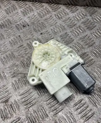 BMW 5 G30 G31 G38 Front door window regulator motor 7455081 B35315104 0016871983