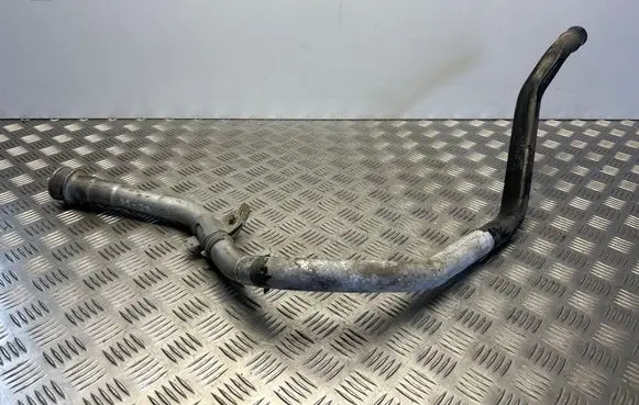 Volvo XC60 Fuel tank filler neck pipe 8G9N9032GB T10773787 30769254