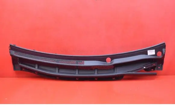 Toyota Prius (XW30) Wiper trim 5570847090