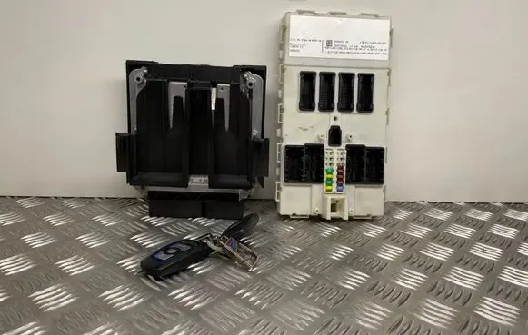 Engine ECU kit and lock set