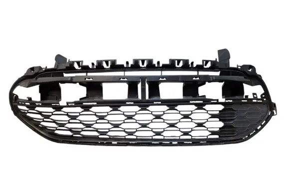 Front bumper upper radiator grill