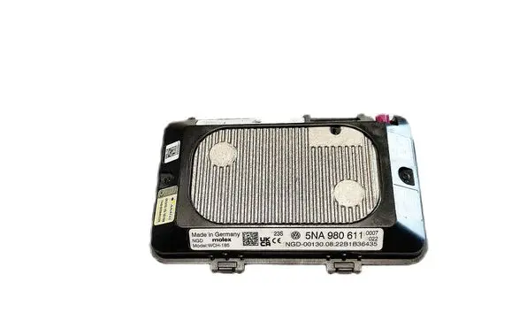 Volkswagen PASSAT B7 Wireless charging module 5NA980611