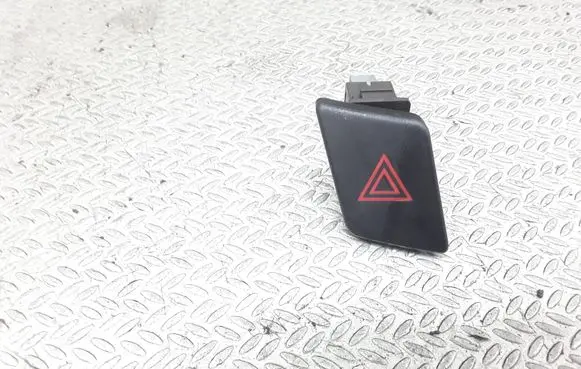 Toyota Yaris Hazard light switch 843320D020