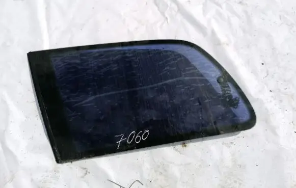 Seat Alhambra (Mk1) Rear side window