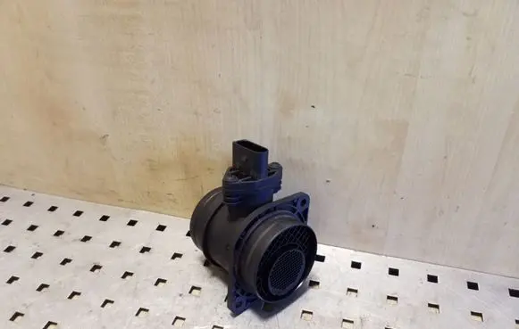 Skoda Fabia Mk2 (5J) Mass air flow meter 0281002531 038906461B