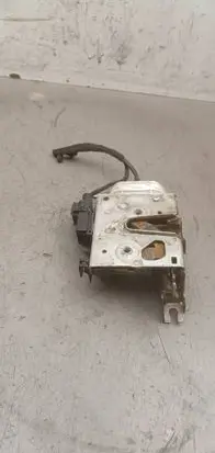 Audi A3 S3 8L Front door lock 8L1837015A