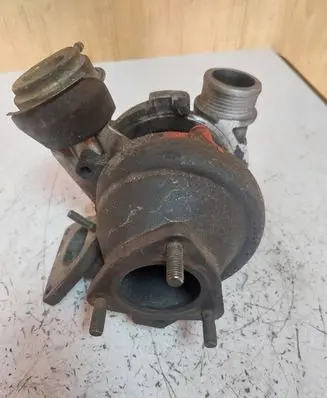 Volvo V70 Turbo 8653146 GT2052SV 7231679