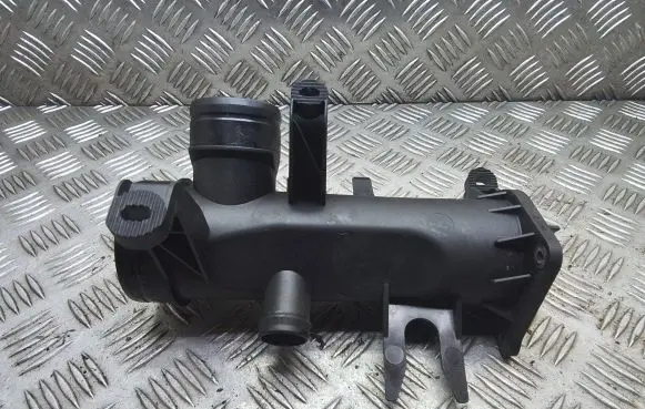 Volkswagen Golf Cross Air intake hose/pipe 03C129617D