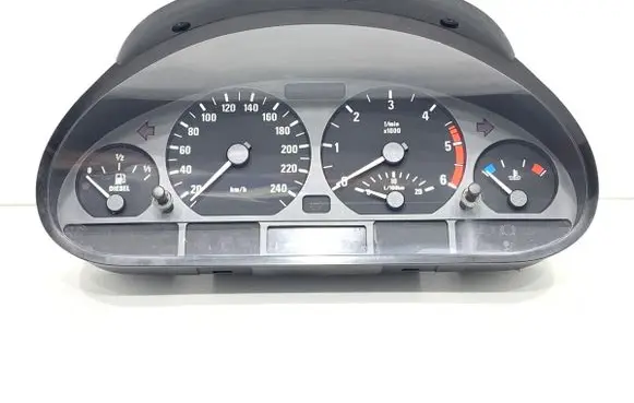 Speedometer (instrument cluster)