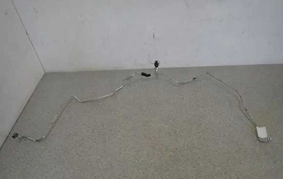 Mitsubishi Colt Air conditioning (A/C) pipe/hose MR568977