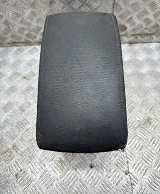 Skoda Octavia Mk2 (1Z) Armrest 1Z0864207A