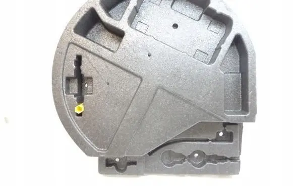 Citroen DS4 Spare wheel mounting bracket 9807437780