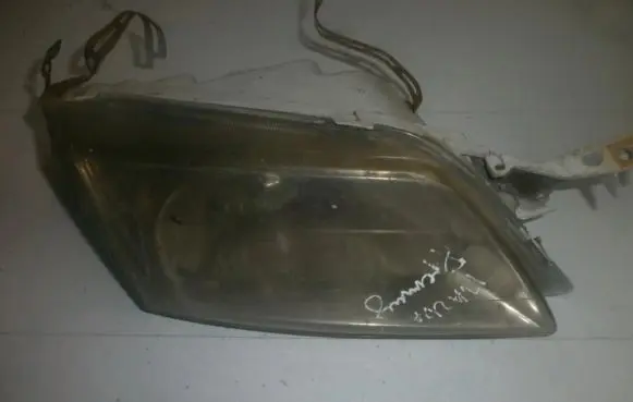 Mazda Premacy Headlight/headlamp 2161140r