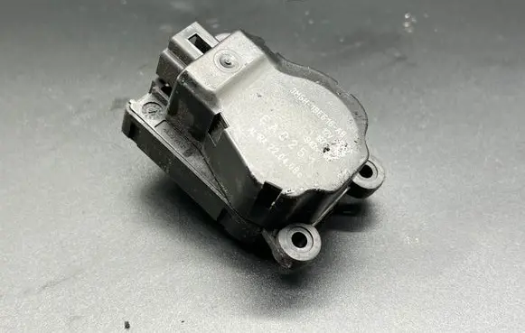 Ford Mondeo MK IV Air flap motor/actuator 3M5H19E616AB EAD251