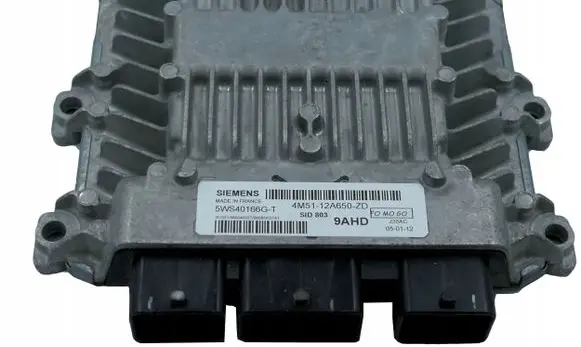 Ford Focus Engine control unit/module 4M5112A650ZD 9AHD