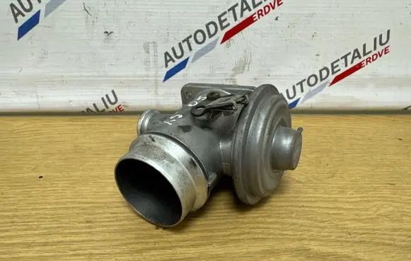 BMW X5 E53 EGR valve 7804380
